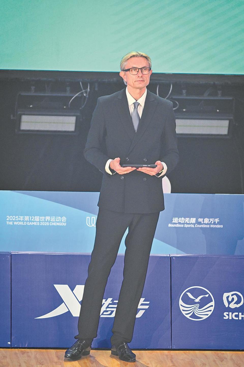上再次提档, 标准舞, 组单人世界 上再次提档, 标准舞, 组单人世界