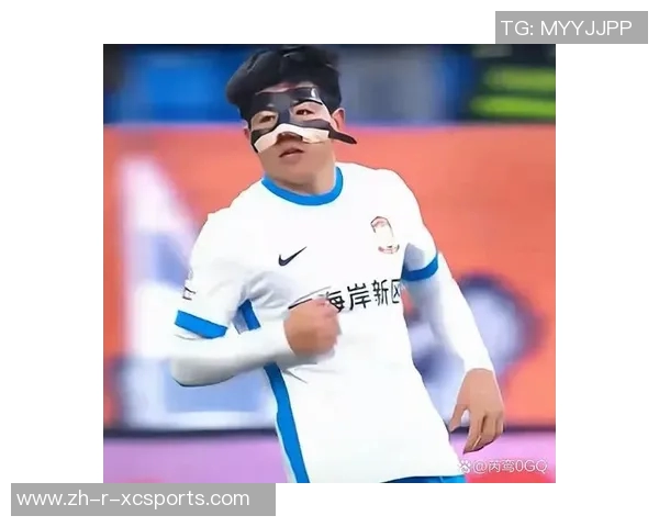 带面罩的足球球星揭秘：他们背后的故事与独特魅力